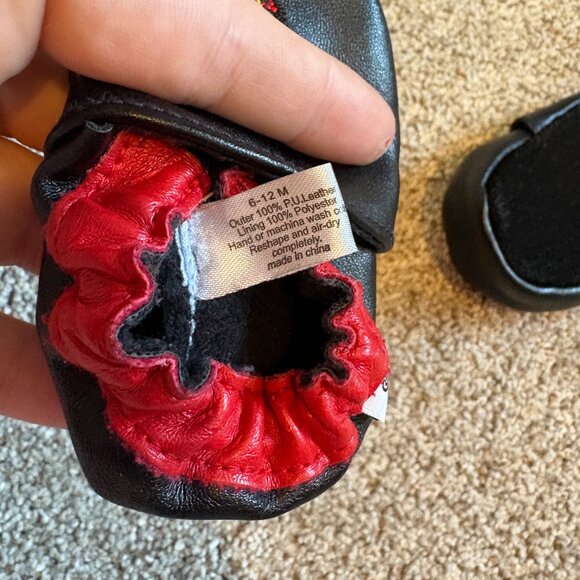 NHL Infants Booties Senators Red & Black Size 6-12 months Baby - Picture 6 of 6